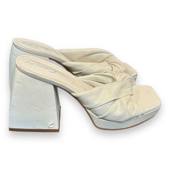 Circus NY Marianna Block Heel White Vegan Leather Sandals Size 6.5 - Picture 4 of 8